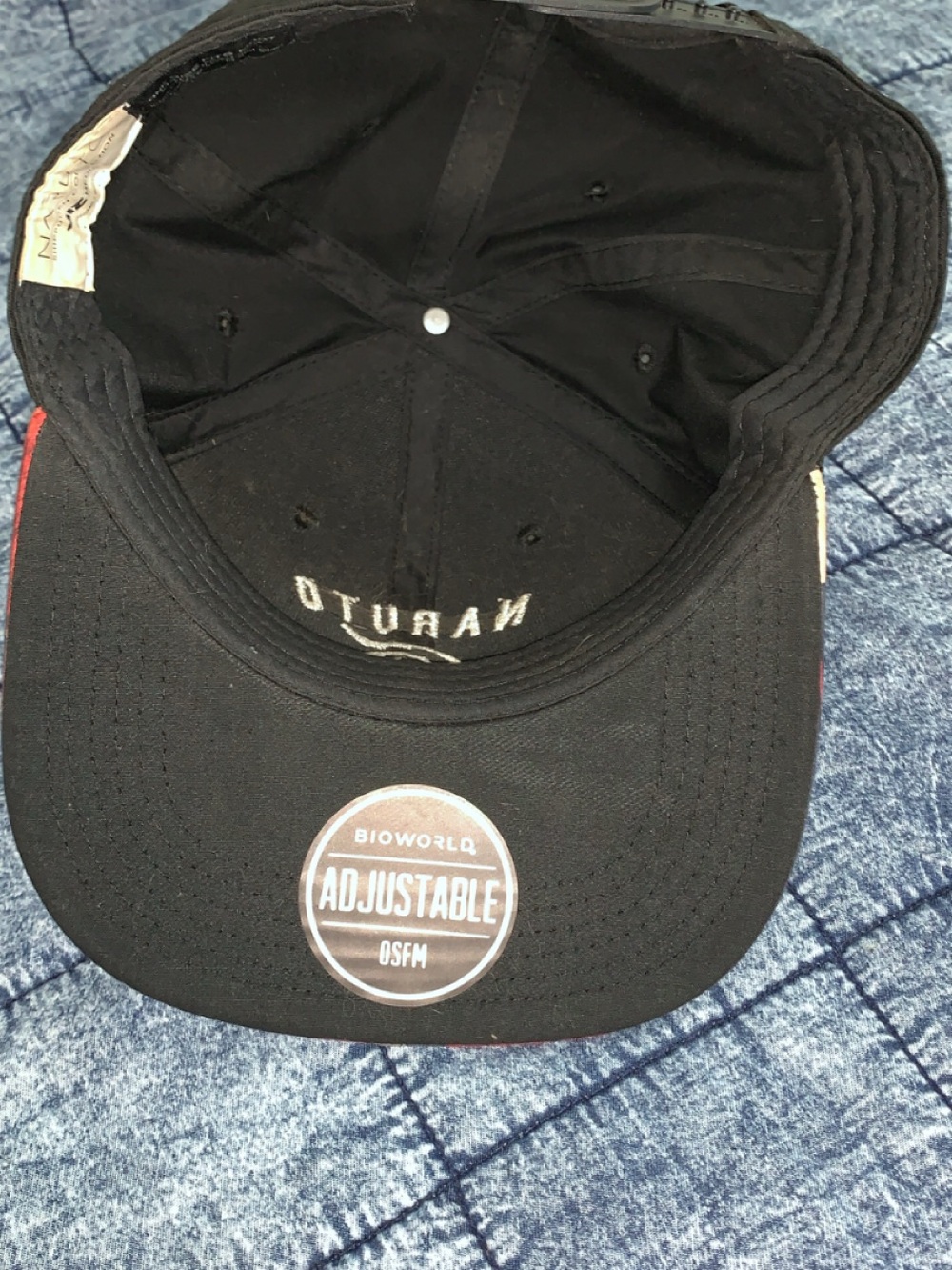 Bioworld Adjustable Black Baseball Cap brand new with new Mario medium sweats